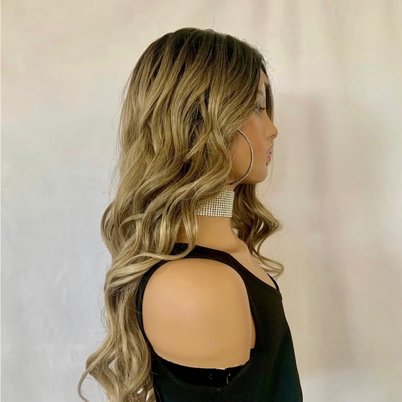 Very Pretty 28” Ombre Ash Brown Premium Fiber Lace Front Wig - Picture 5 of 8